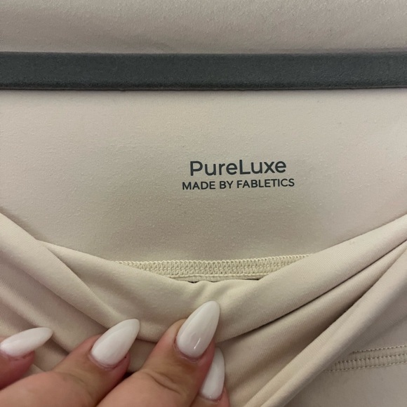 Three Piece Cream Set - Picture 8 of 8